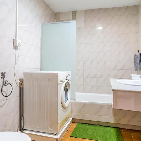 Lejlighed 1 Bedroom Awesome Apartment In Fuengirola